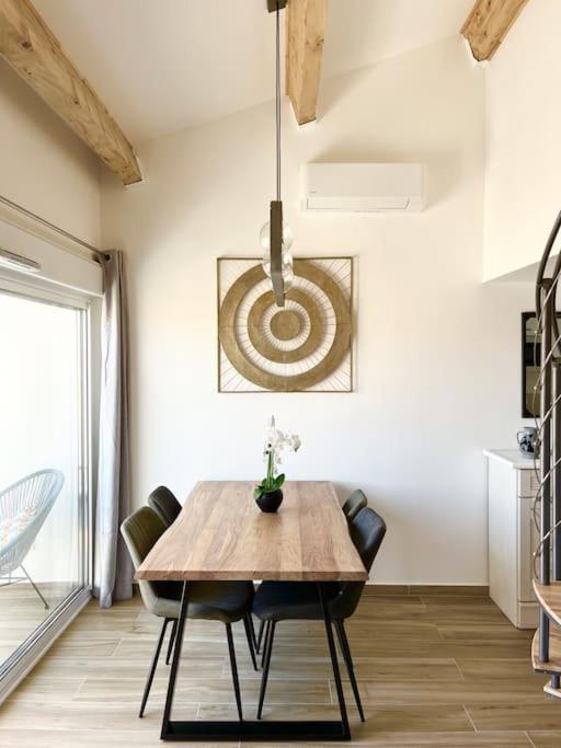 Duplex Centre Ville - 50M De La Plage - Clim - Garage - Netflix 르그로뒤후아 외부 사진