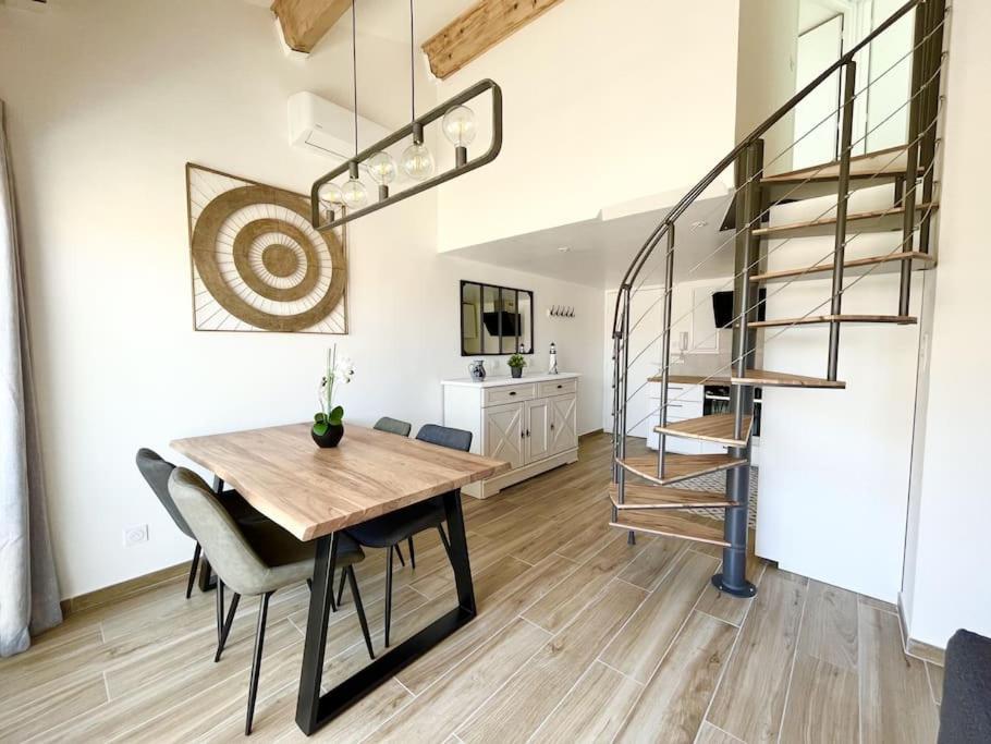 Duplex Centre Ville - 50M De La Plage - Clim - Garage - Netflix 르그로뒤후아 외부 사진