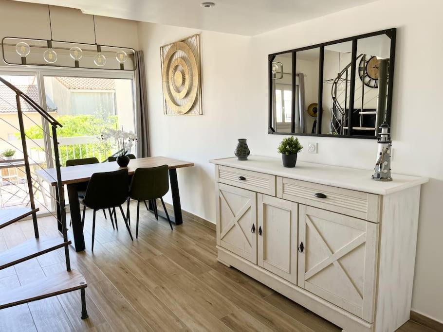 Duplex Centre Ville - 50M De La Plage - Clim - Garage - Netflix 르그로뒤후아 외부 사진