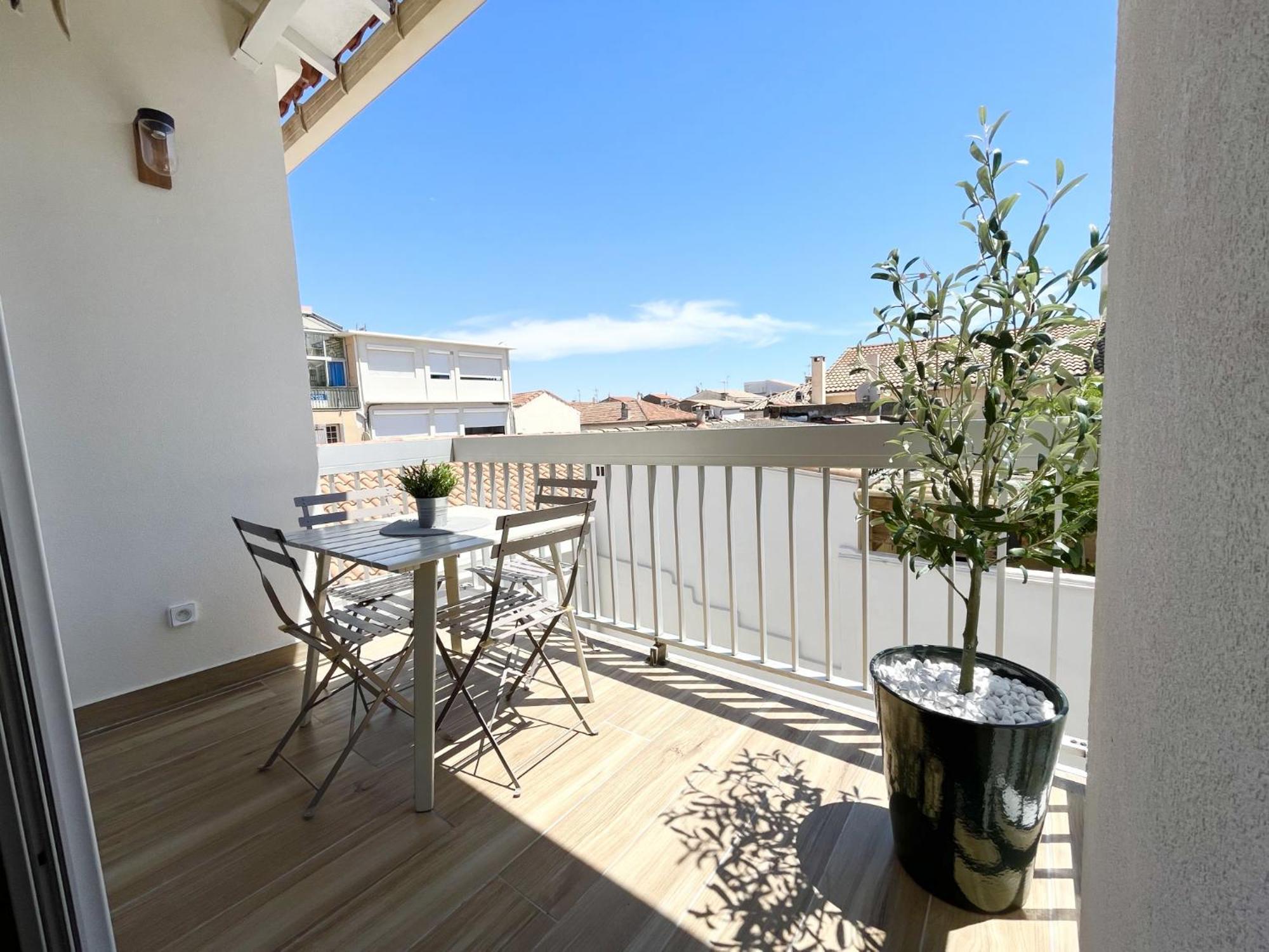 Duplex Centre Ville - 50M De La Plage - Clim - Garage - Netflix 르그로뒤후아 객실 사진